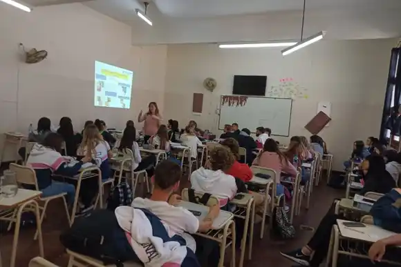 Manipulación de alimentos: Continúan las capacitaciones en escuelas