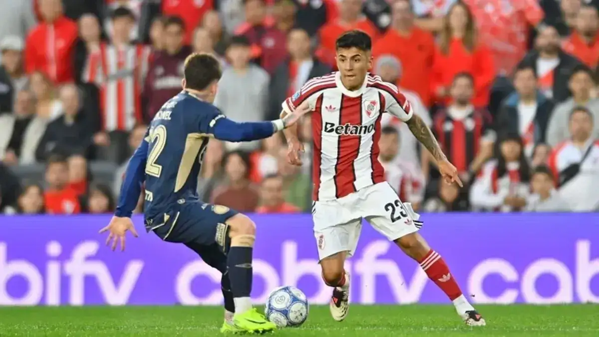 Con varios cambios, River visita a Independiente Santa Fe: hora, TV y formaciones