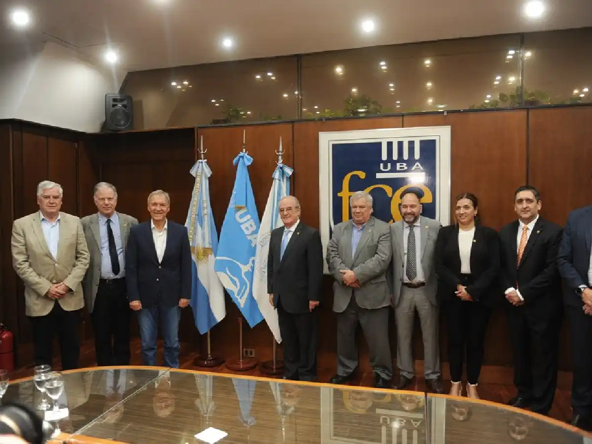 Schiaretti explicó en Buenos Aires el modelo de gestión Córdoba