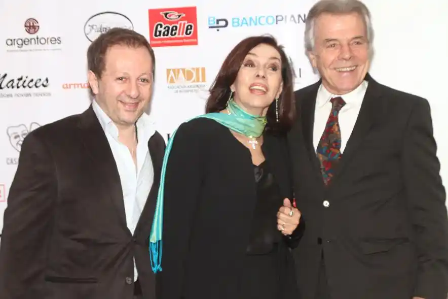 Artistas unidos a beneficio de la Casa del Teatro