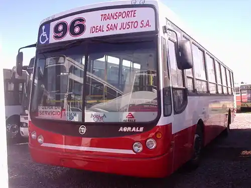 Pánico en Merlo: Asalto, tiroteo y muerte en un colectivo de la Línea 96 