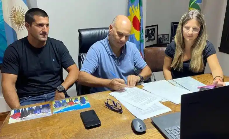 Convenio de Balcarce con la industria del software