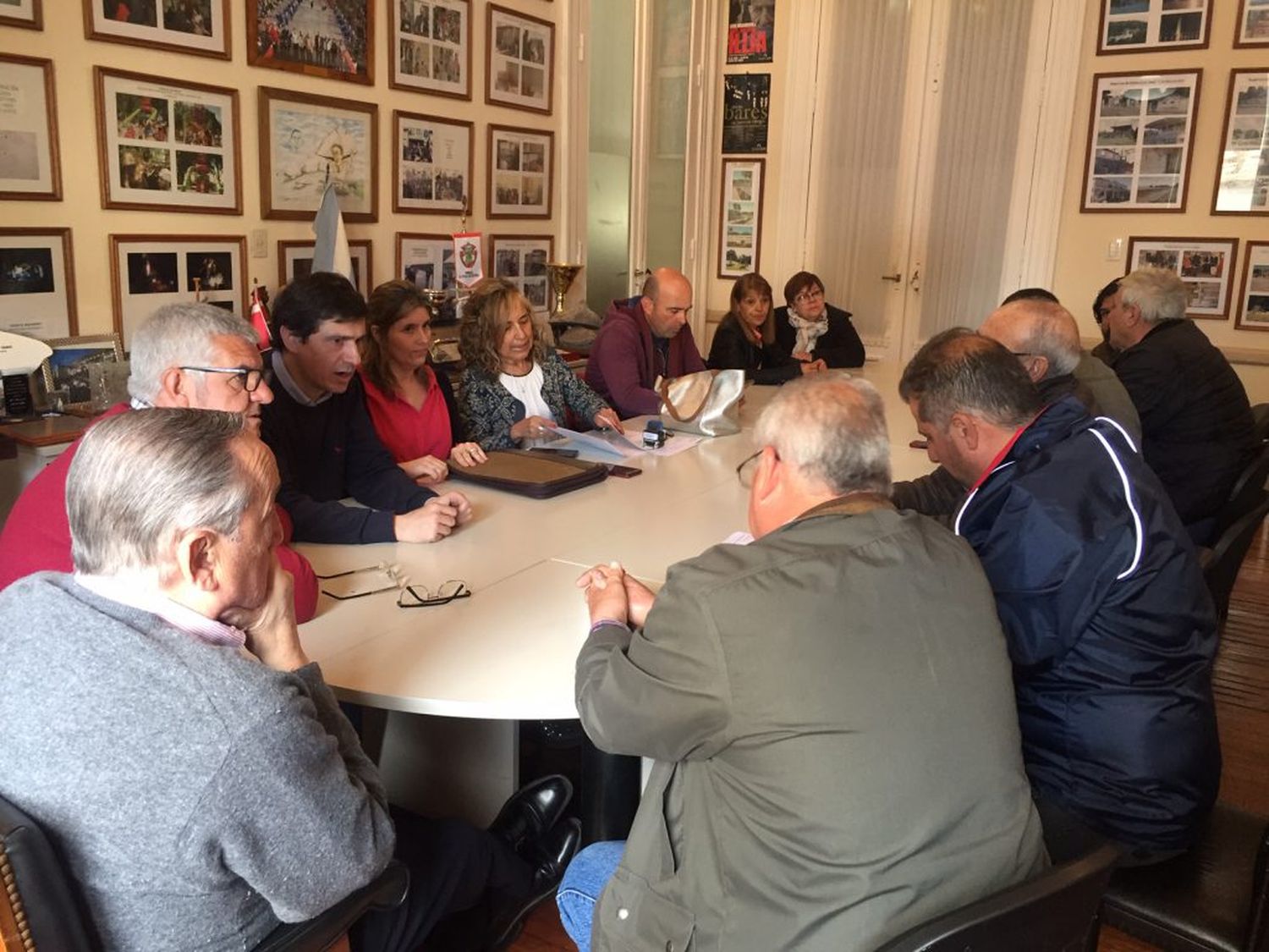 Entregaron subsidios para los  proyectos del presupuesto participativo