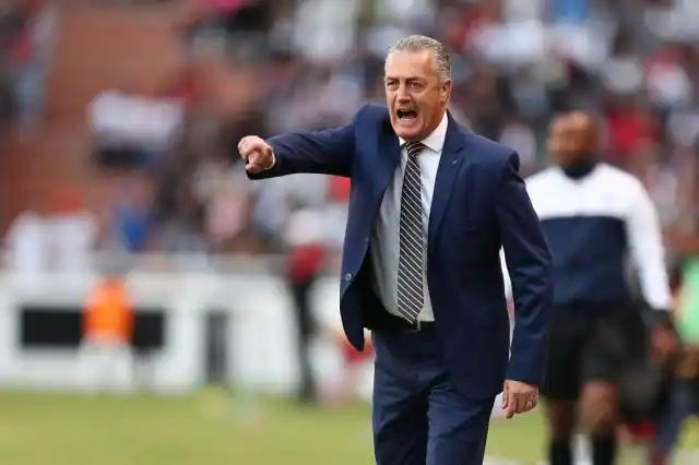 Alfaro probó un Boca súper ofensivo para River