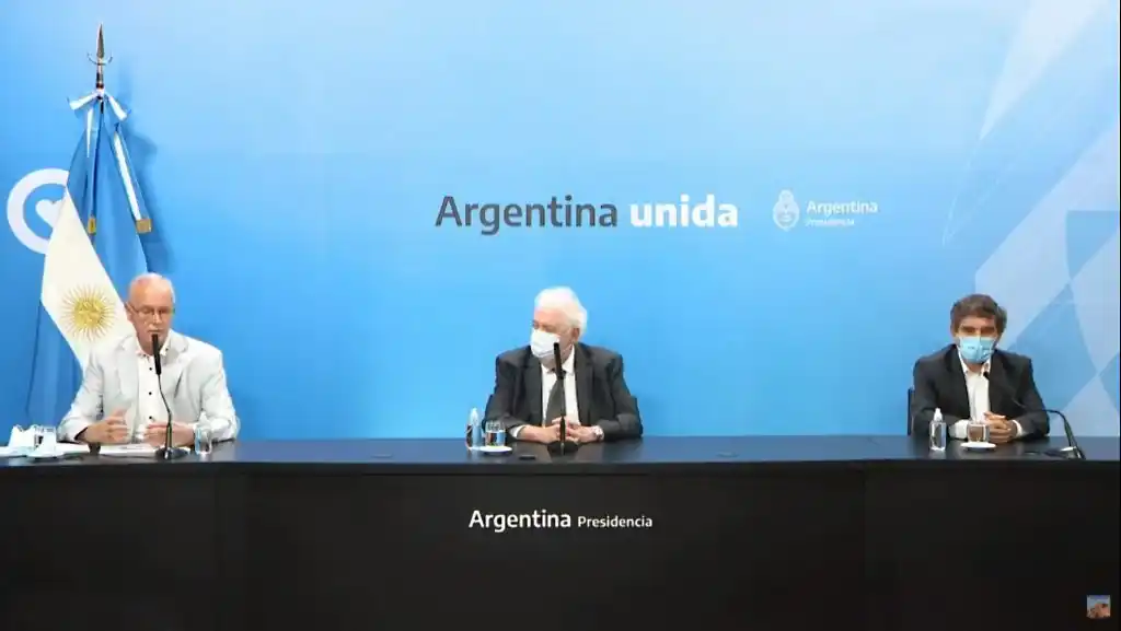 Ginés, Gollán y Quirós, “preocupados” por el Covid, pidieron volver a cuidarse