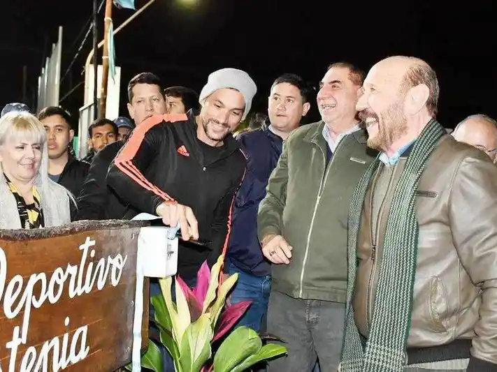 Insfrán acompañó a Jofré en la inauguración
de plaza recreativa y un circuito deportivo