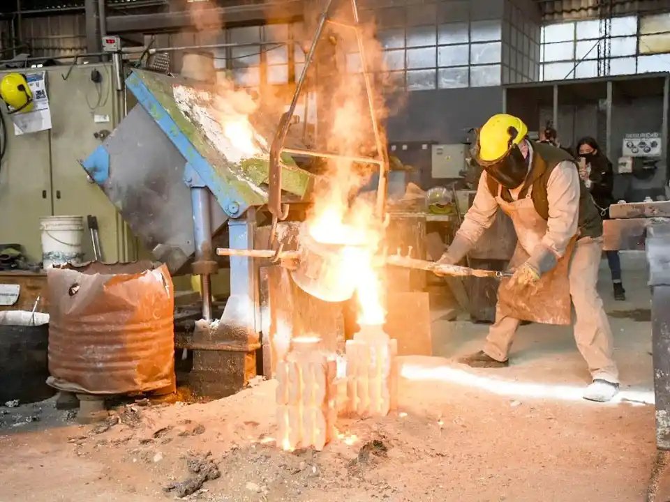 La actividad pyme creció mensualmente por cuarto mes consecutivo, pero sigue por debajo del nivel de 2023