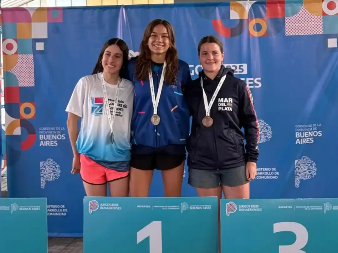 Micaela Viladomat logró el oro en acuatlón.