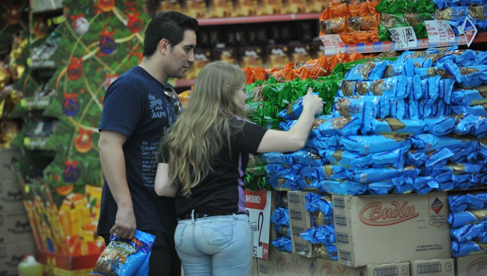 Todos los consejos para ahorrar dinero en estas fiestas
