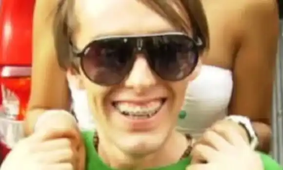 Se dedicaba a vender cigarrillos en Quito: venezolano NO PAGÓ UNA VACUNA y se la cobraron con la vida