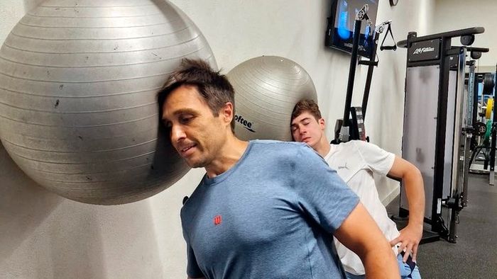 Franco Colapinto se estuvo entrenando con Fernando Belasteguín. (IG)
