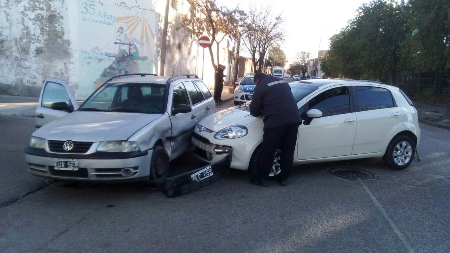 Una mujer fue hospitalizada tras un violento choque