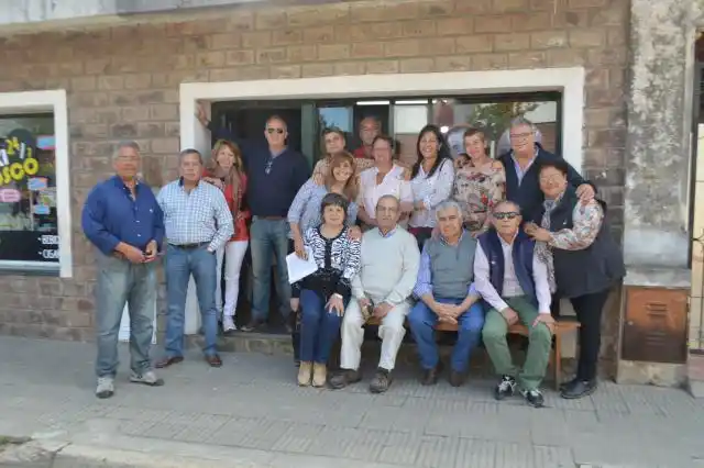 Hay “un sector que está enraizado y muy cómodo” en las estructuras partidarias   