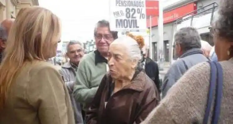 Por el 82 por ciento móvil