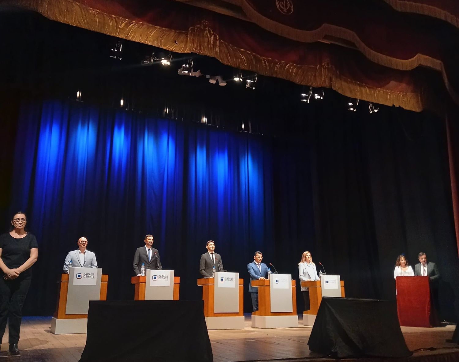Los candidatos a la intendencia  de Paraná debatieron por primera vez
