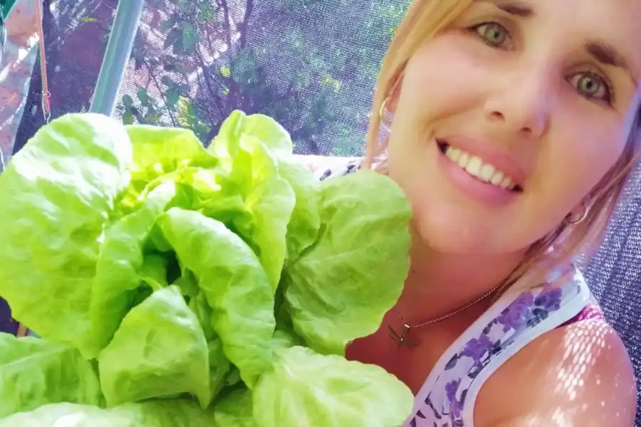 Luis (68), Viviana (62) y su hija Laura Rossi (34) son vecinos del barrio Los Nogales