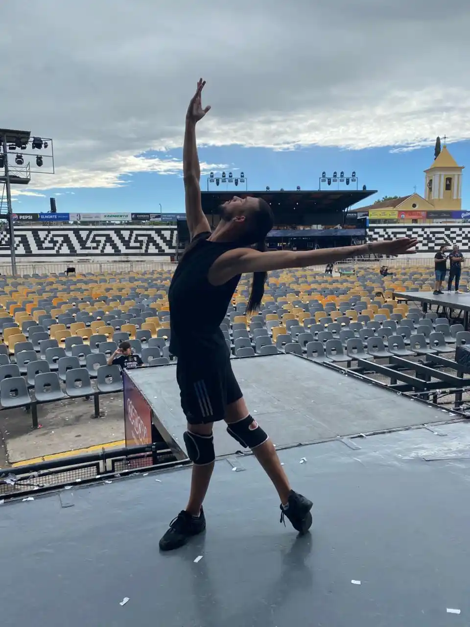 Luciano Arias- bailarin y coreografo rafaelino