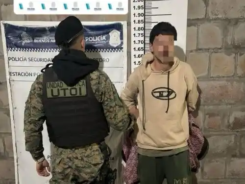 El joven portaba 2,10 gramos de marihuana.