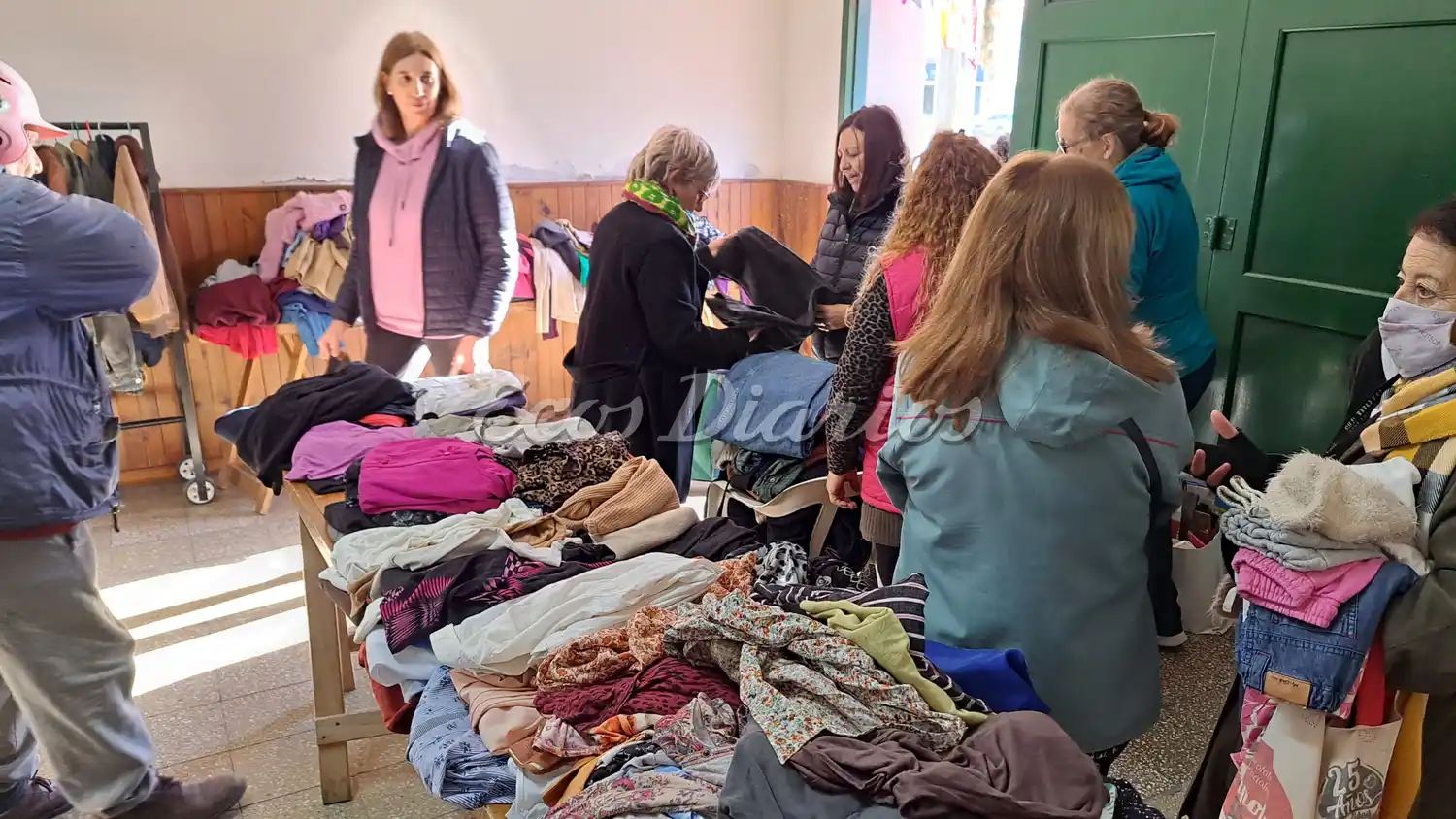 Mucha gente se acercó a la feria este sábado