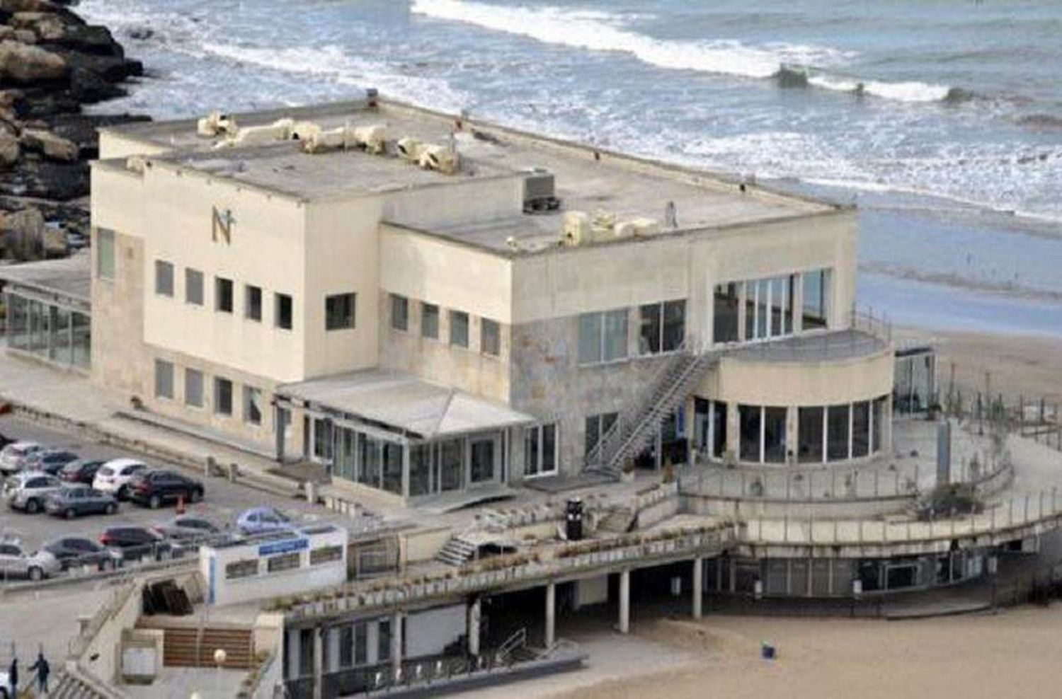 Desalojaron y clausuraron el boliche de Mar del Plata tras la brutal agresión a un joven