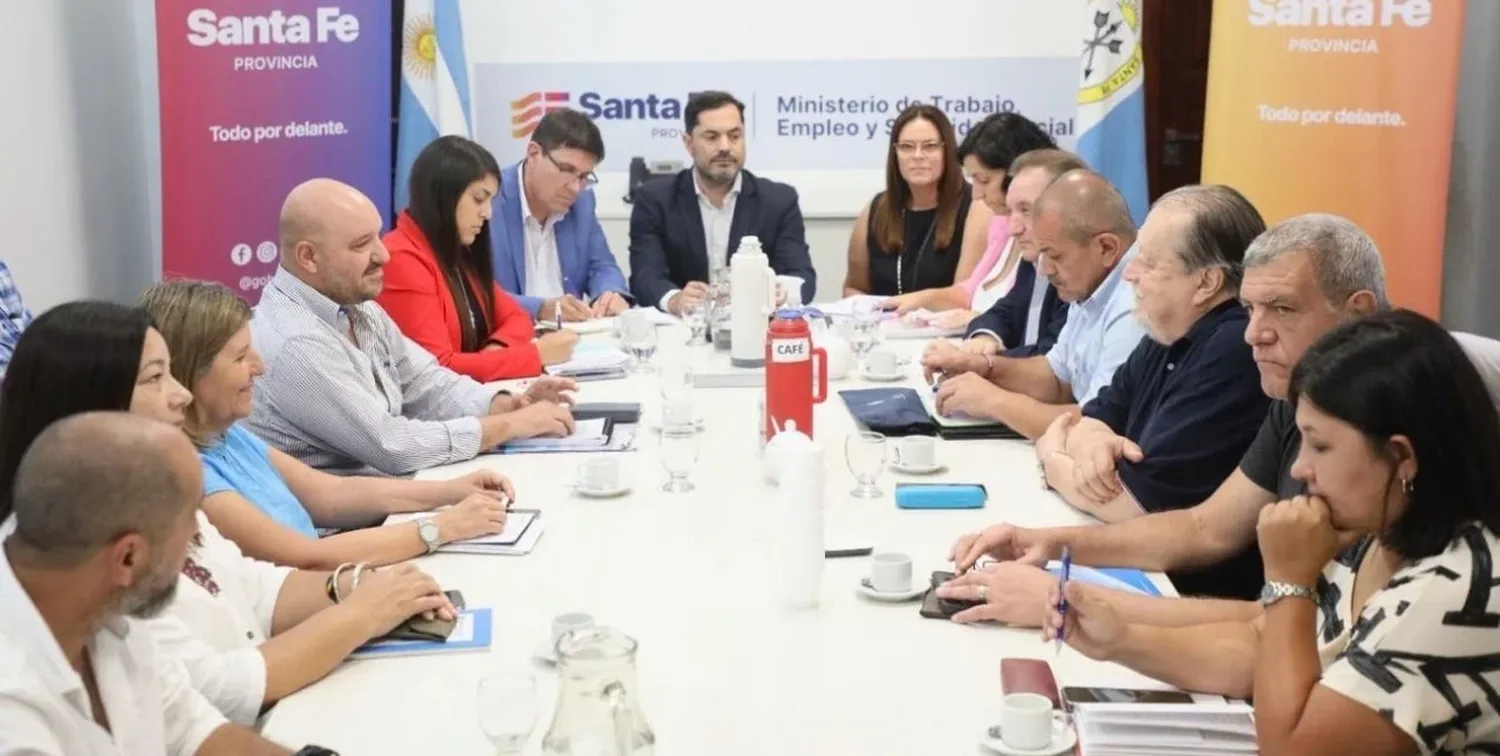 Reunión de paritaria docente en la provincia de Santa Fe.