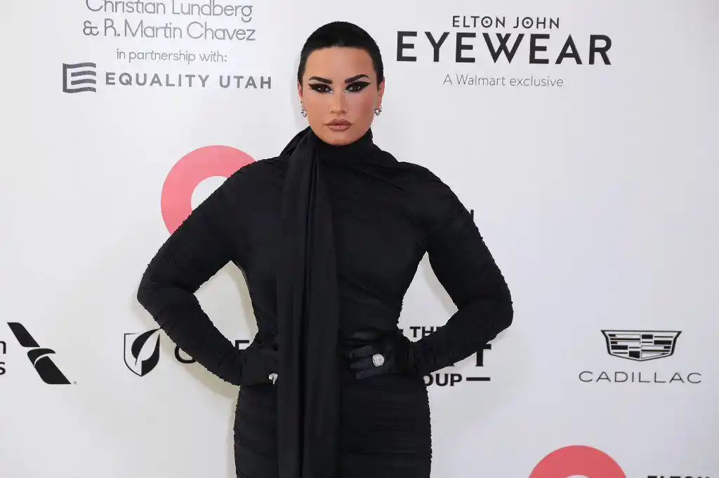 Demi Lovato sufre accidente en su rostro