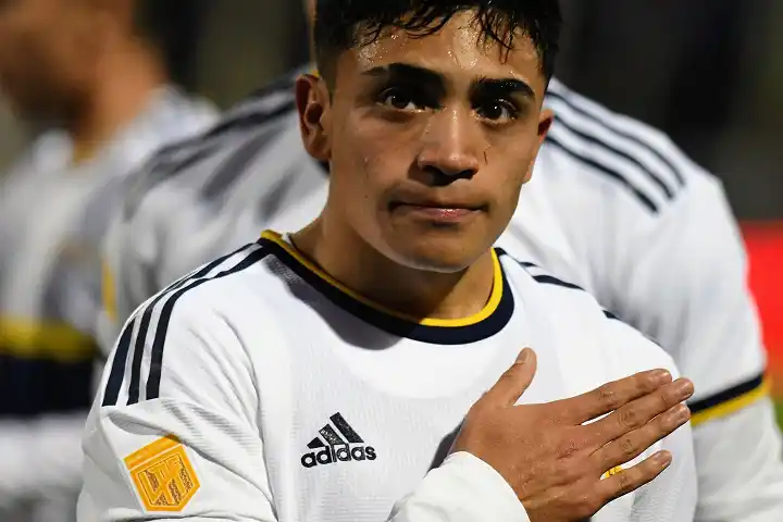 Boca le ganó a Godoy Cruz y volvió a ser puntero del campeonato