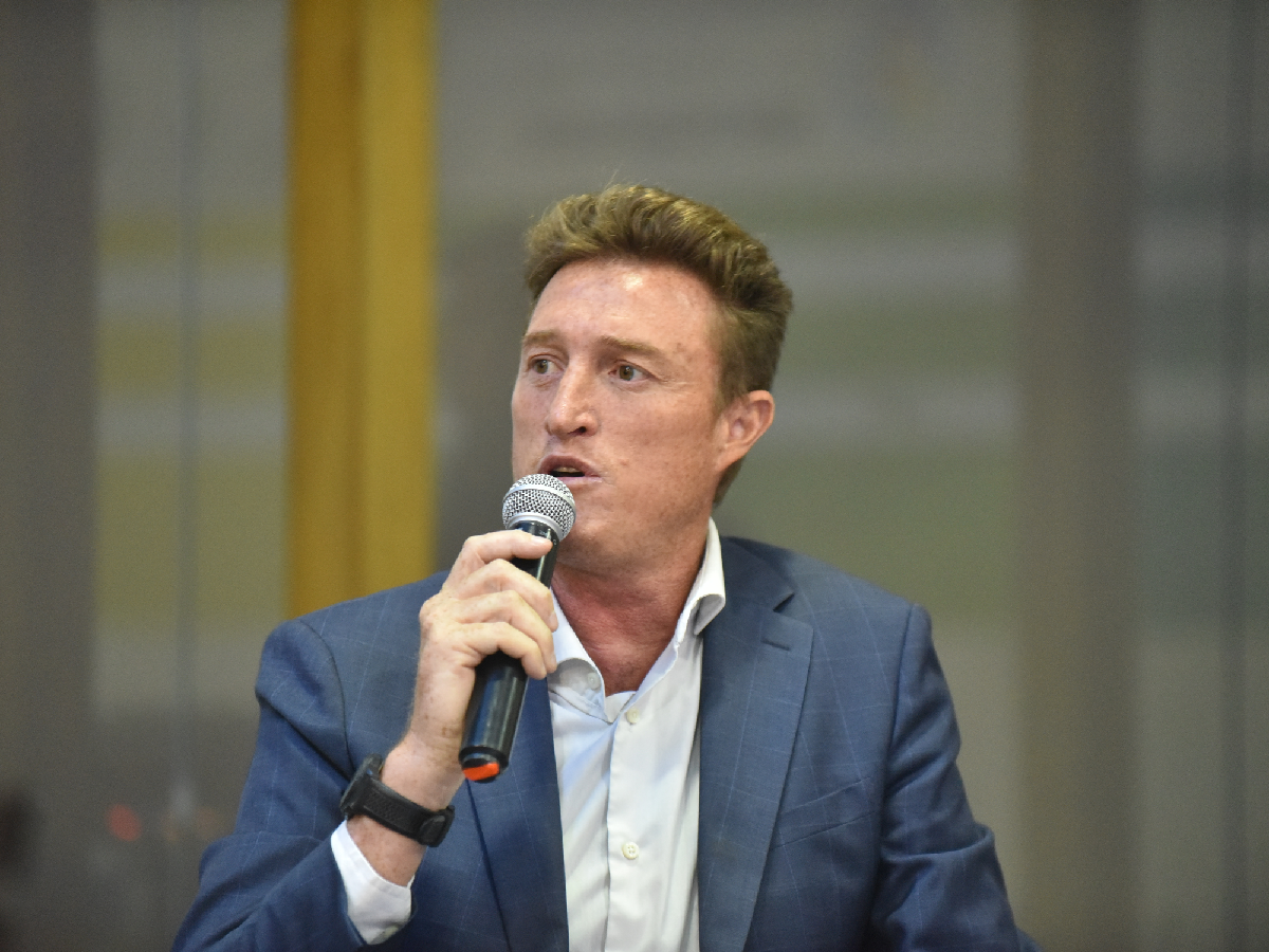 García Aresca sobre disminuir dietas de funcionarios y concejales para destinarlas a ayuda social