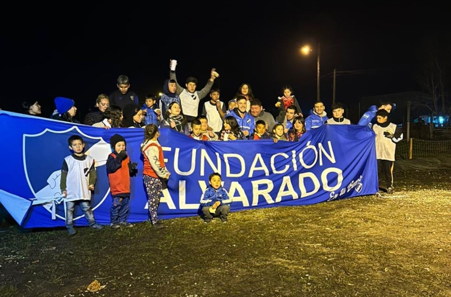 "En Tu Barrio": la iniciativa de la Fundación Alvarado para ayudar a las escuelitas de Mar del Plata