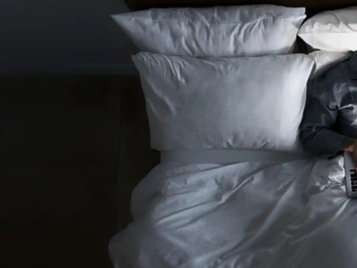 Cómo lograr buenos hábitos de sueño en épocas de pantallas y ansiedad 