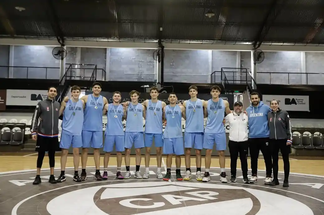 Los dos equipos que armó el Seleccionado Nacional jugaron la final y siguen la puesta a punto para el Nations League.