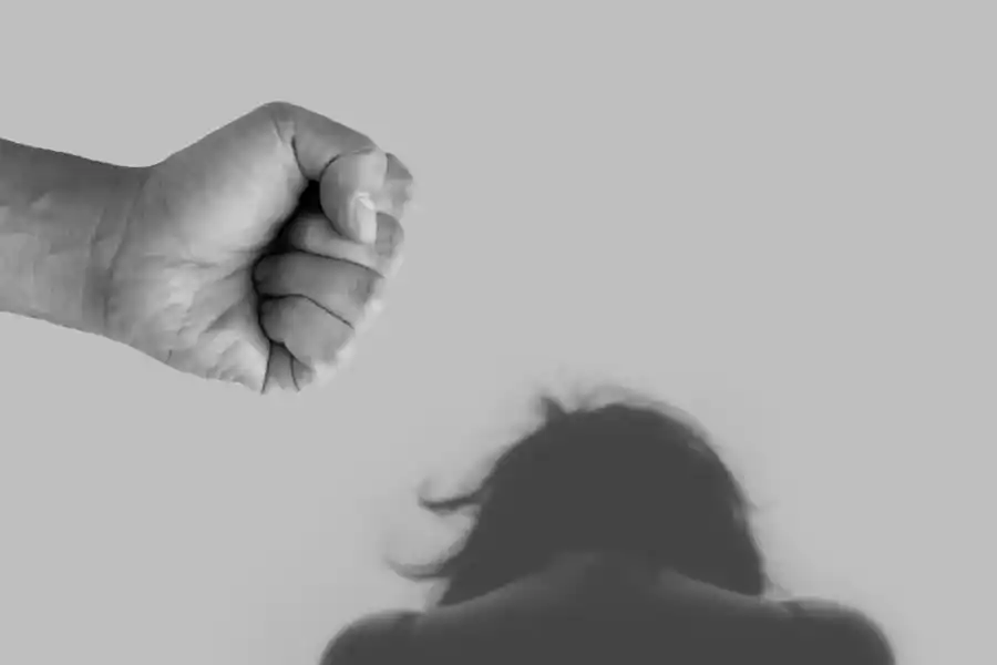 Nuevo suceso de violencia de género en la ciudad: un bebé involucrado en el hecho