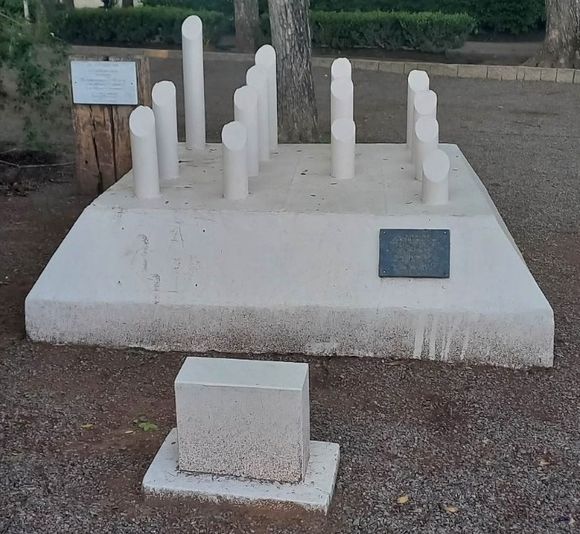“El olvido de una ausencia”, el nombre elegido para narrar la historia del Monumento a la Democracia
