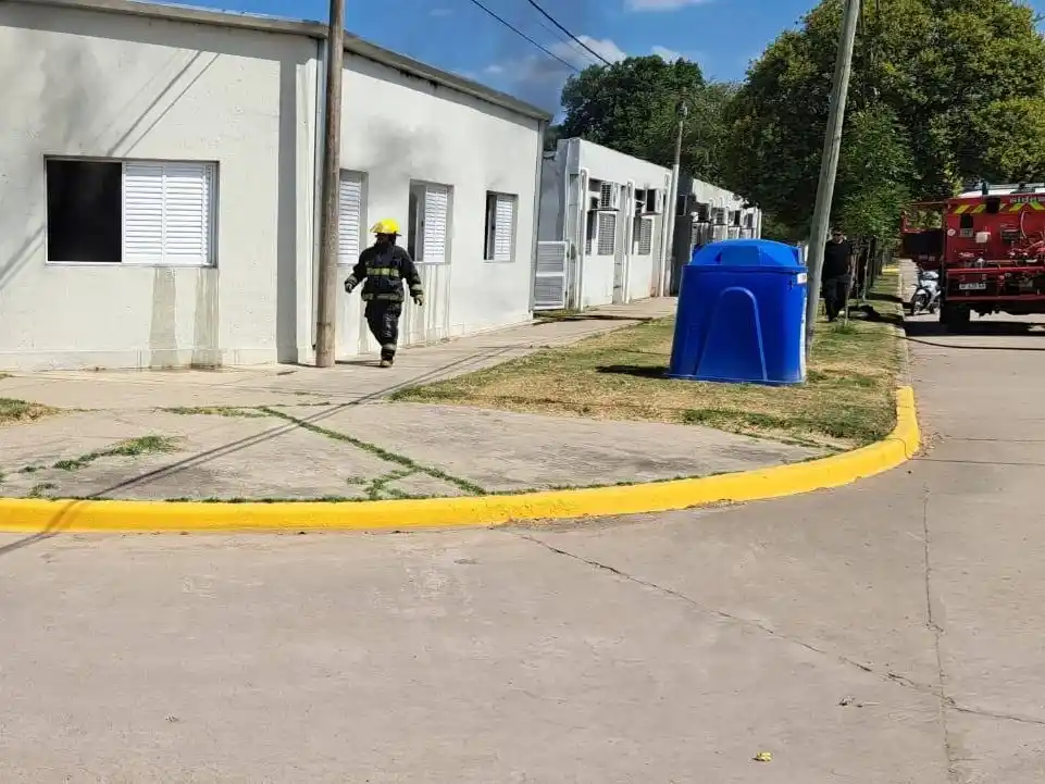 incendio fuego escuela comedor san martín de las escobas - 4