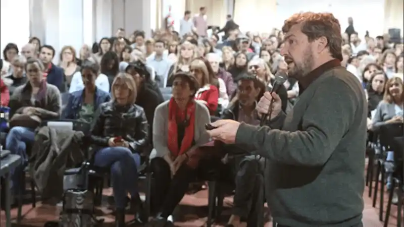 Debate sobe cannabis medicinal en Rosario