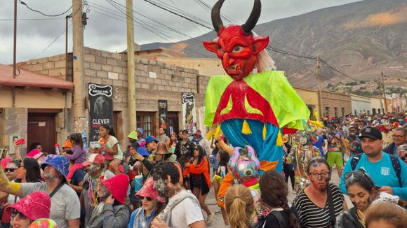 Jujuy: la meca carnavalera de los jóvenes sampedrinos