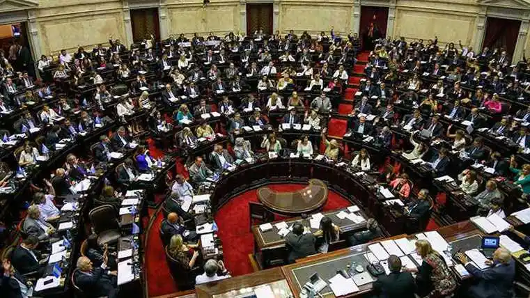 Diputados daría sanción definitiva 
a la Ley Bases y el paquete fiscal