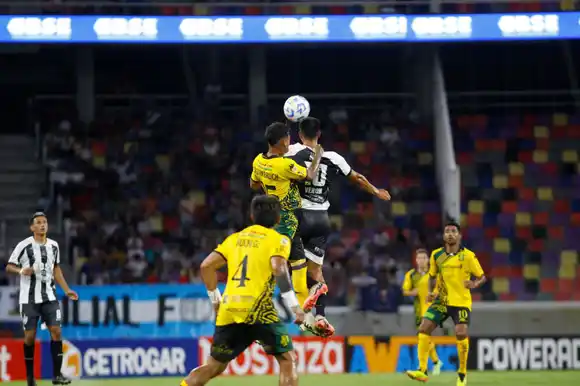 Aldosivi cayó inmerecidamente en su regreso a Primera