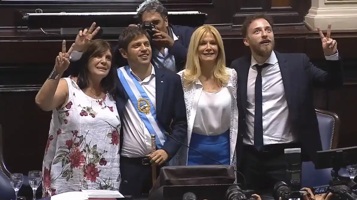 Federico Otermín, exultante en la asunción de Kicillof: Gestos, emoción y tendencia en las redes