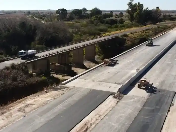 El Gobierno abrió la licitación de las rutas 12 y 18 en Entre Ríos