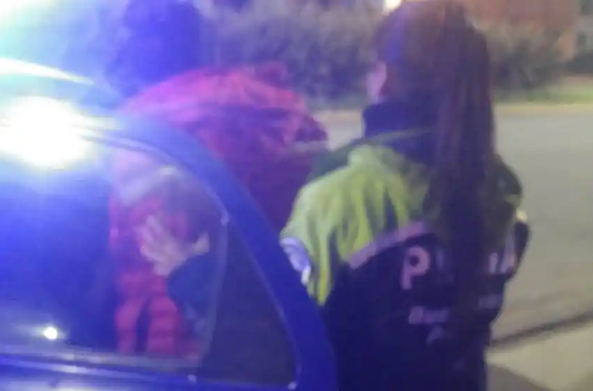 Quedó detenida tras intentar comprar ropa con una identidad falsa