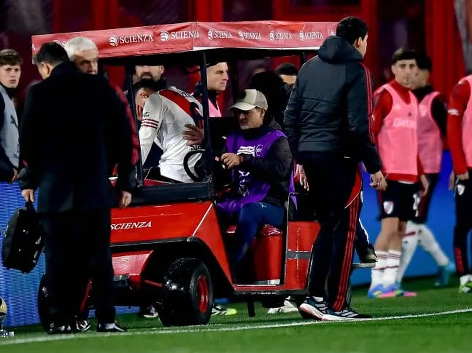 Germán Pezzella se rompió los ligamentos y estará fuera hasta 2026