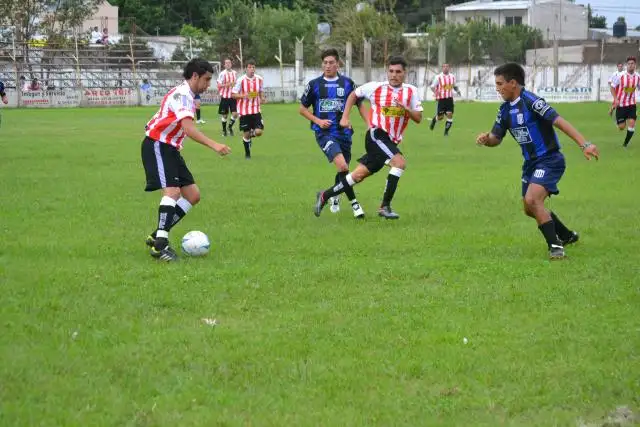 El tricampeón le hizo pesar el oficio a Barrio Norte y le ganó 1 a 0