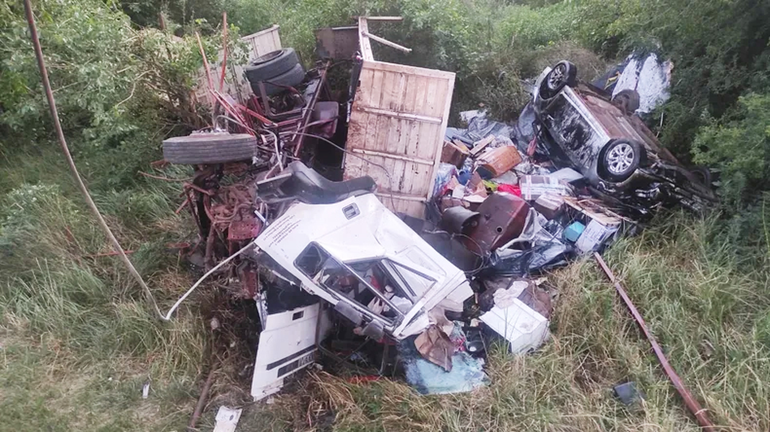 Murió un camionero al caer de un puente del complejo Zárate Brazo Largo