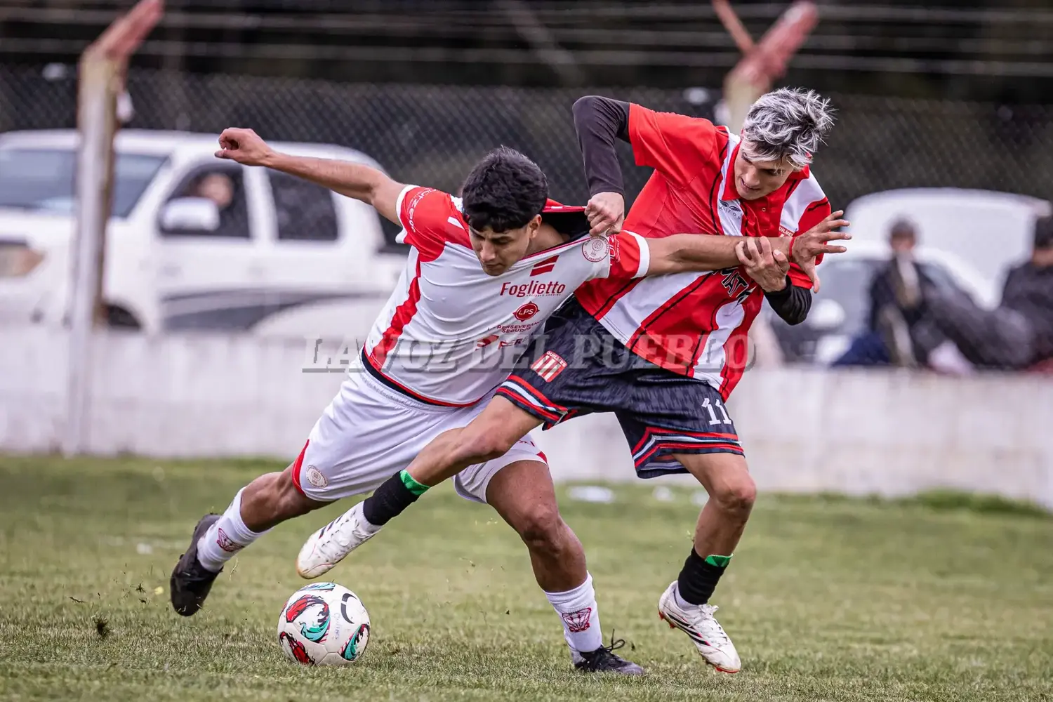 Los incidentes ocurrieron tras el partido entre Quilmes y Huracán en el cierre del Apertura a las afueras del estadio