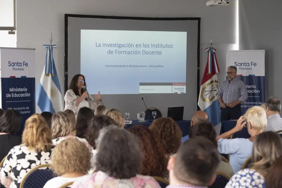La provincia realizó una jornada para analizar los avances en las instituciones de formación docente