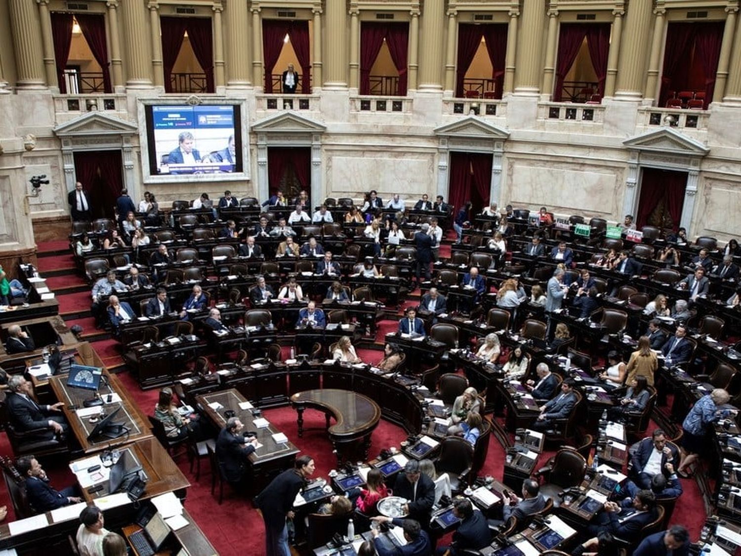 Con 136 miembros, la Cámara empezó a sesiones y se estiman varias horas de actividad. Foto: Gentileza