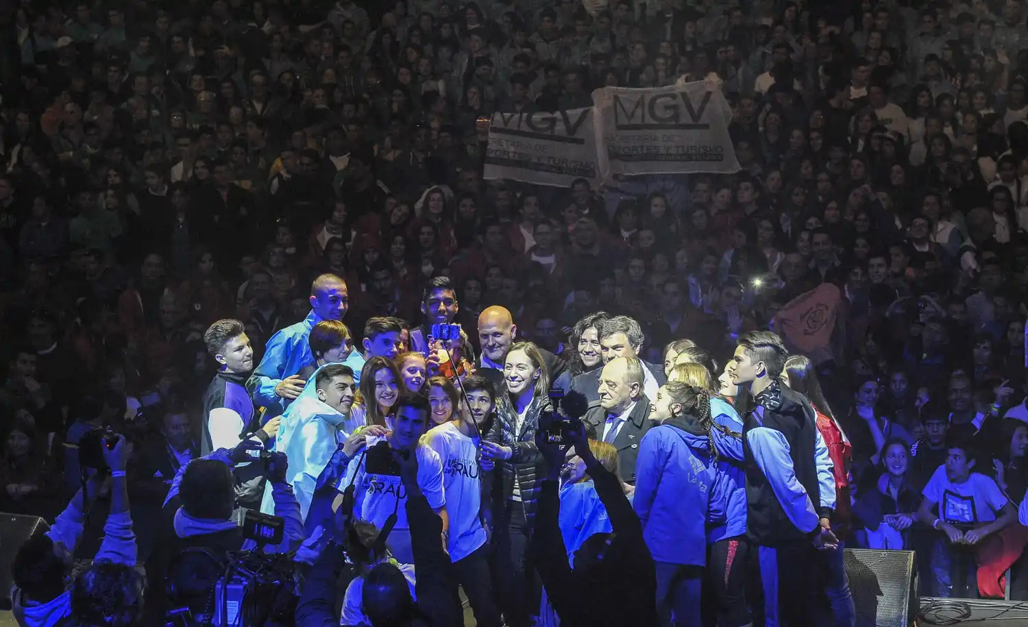 Ante 12.500 atletas, Vidal encabezó la apertura de los Juegos Bonaerenses