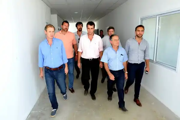 Bordet recorrió terrenos donde se construirán nuevas viviendas