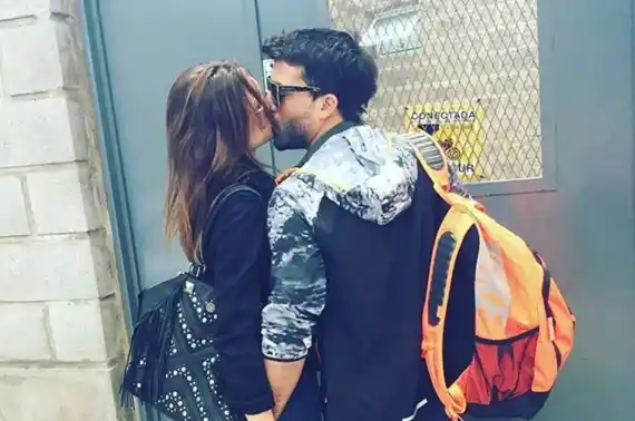 Giambroni confirmó su noviazgo con el ex de su amiga Mitdank